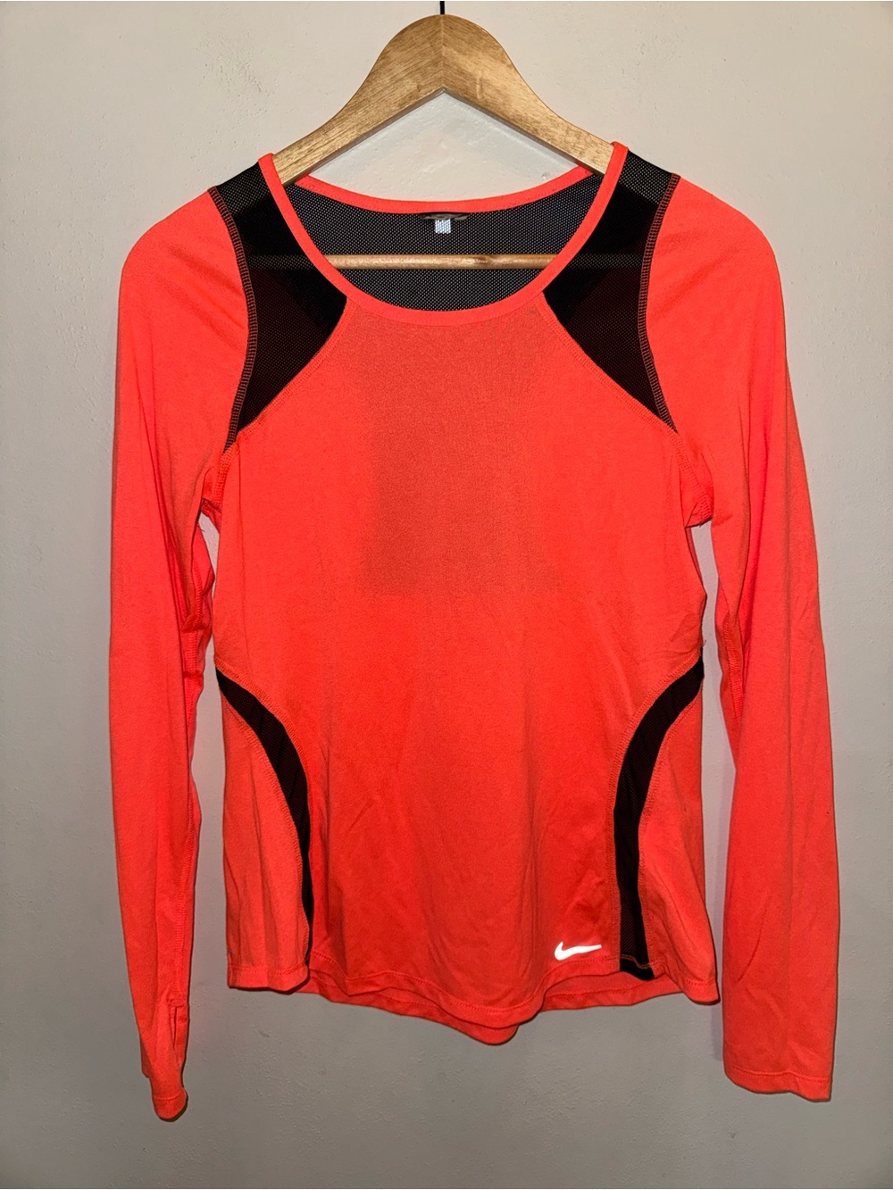 Nike Dri-FIT Mesh Accent Long Sleeve Running Top Women’s Size Small